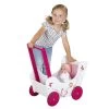 Holz Puppenwagen Mit Schmetterlingsmotiv 1 Holz Puppenwagen Mit Schmetterlingsmotiv -Spielzeug Verkauf Laden 4016096114770 holzpuppenwagen 4016096278595 puppe mit einhorn 08